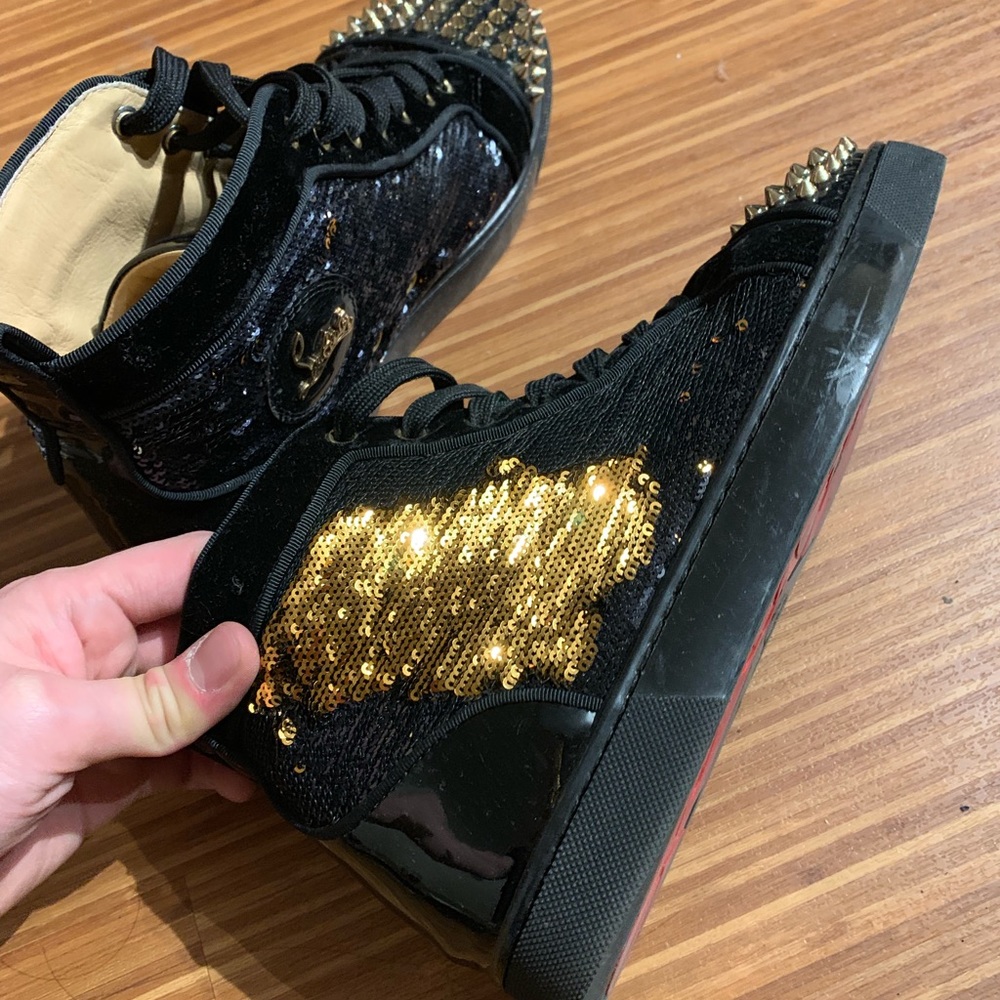 Men’s red bottoms